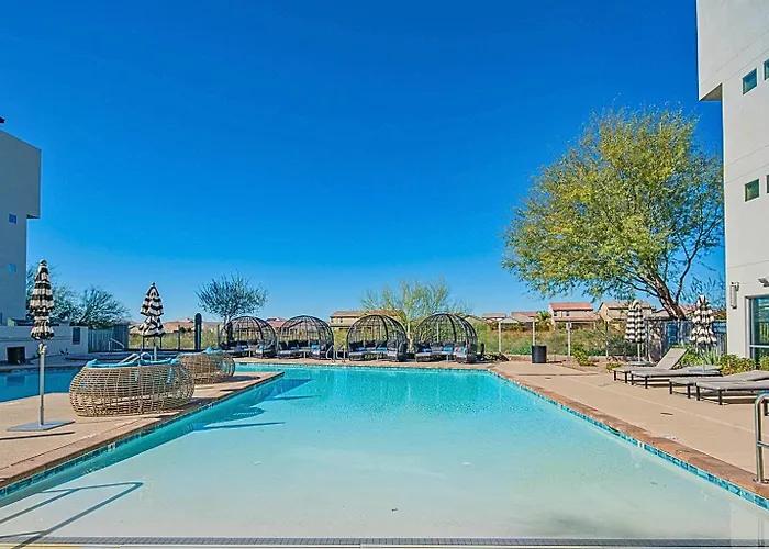 Near Mayo Rooftop Deck Heated Pool Hot Tub Scottsdale