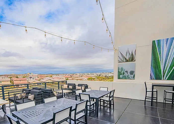 Near Mayo Rooftop Deck Heated Pool Hot Tub * Scottsdale